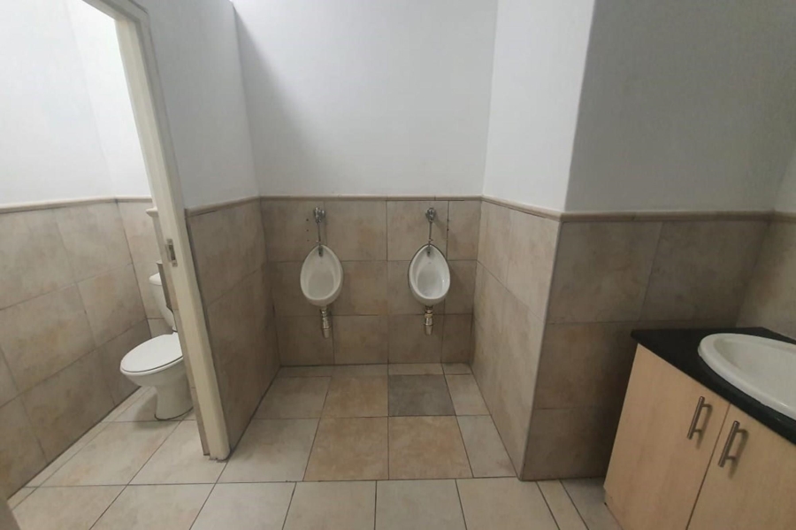 To Let commercial Property for Rent in Fairview Eastern Cape